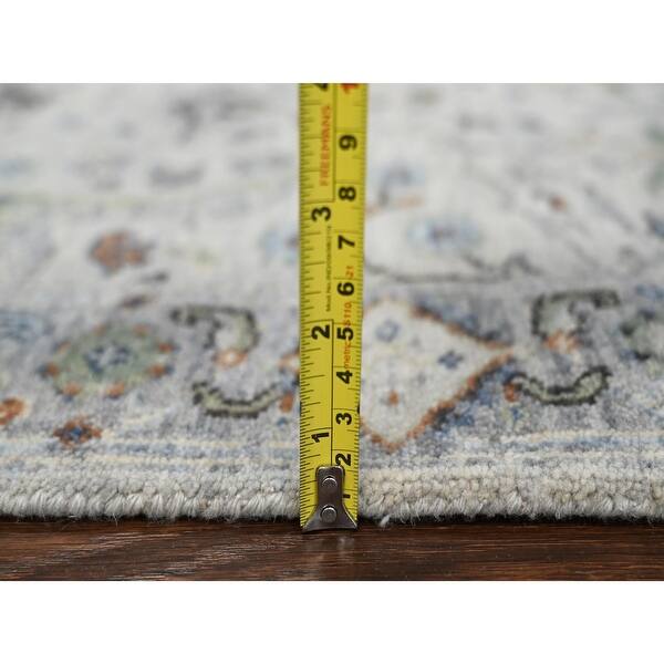 Shahbanu Rugs Light Slate Gray Veggie Dyes Oushak with Floral Motifs Wool Hand Knotted Denser